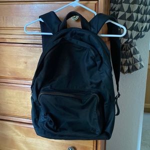 Lululemon Everywhere Backpack 17L